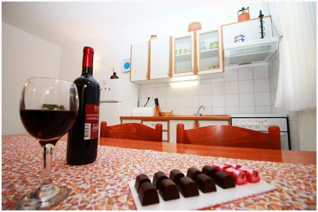 Apartment Benjamin Rogoznica  Esterno foto